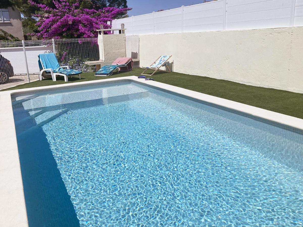 Magnifique Villa Avec Piscine Вилньов-ле-Магелон Екстериор снимка